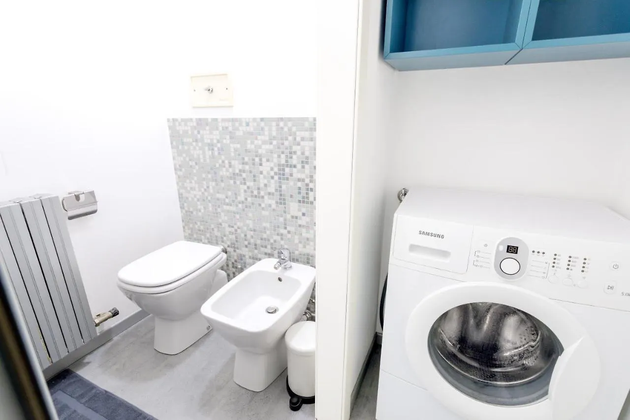 Porta Venezia • Duomo Wi-Fi • Netflix • Metro Apartamento Milão